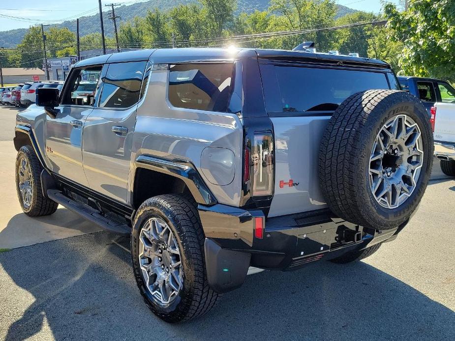 new 2025 GMC HUMMER EV car, priced at $110,550