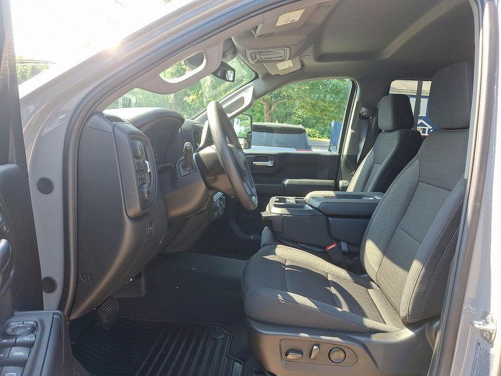 new 2025 Chevrolet Silverado 2500 car, priced at $60,025