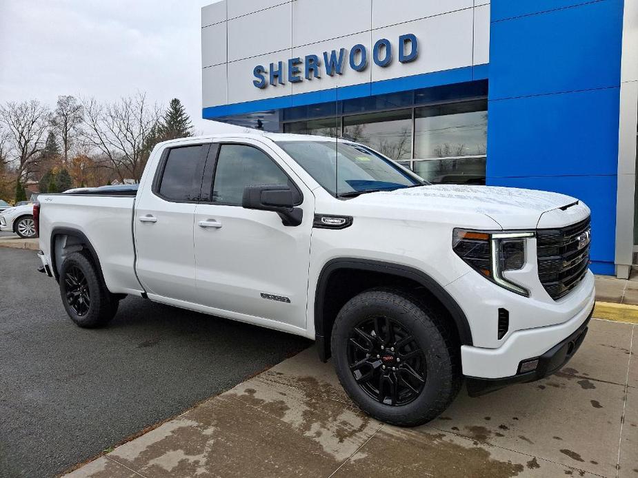 new 2025 GMC Sierra 1500 car, priced at $54,695