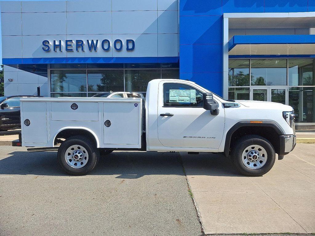 new 2025 GMC Sierra 3500 car, priced at $51,495