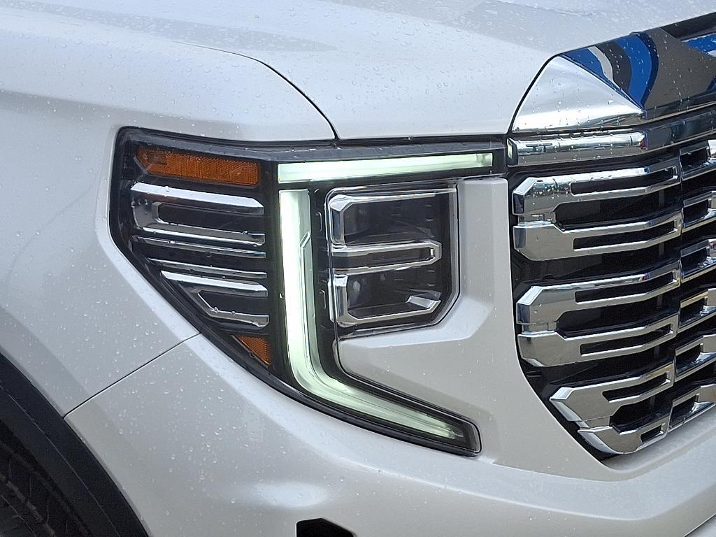 used 2023 GMC Sierra 1500 car, priced at $54,990