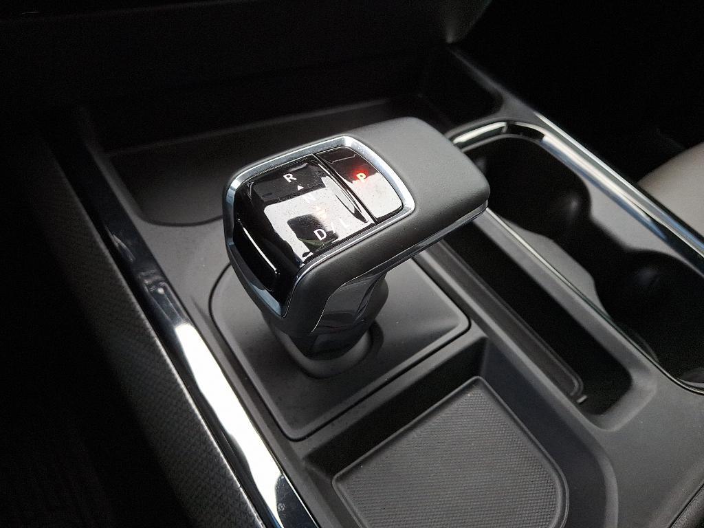 used 2024 Chevrolet Silverado 1500 car, priced at $69,990