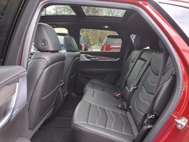used 2024 Cadillac XT5 car, priced at $48,990