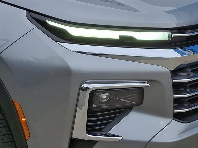 new 2025 Chevrolet Traverse car, priced at $44,545