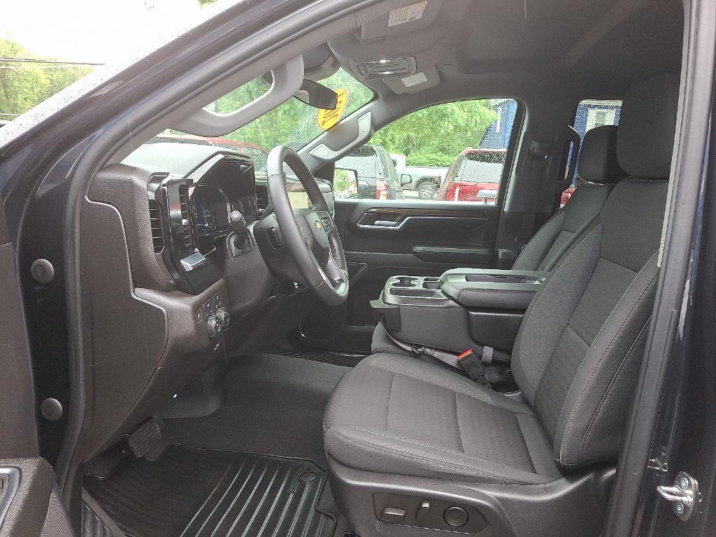 used 2024 Chevrolet Silverado 1500 car, priced at $41,990