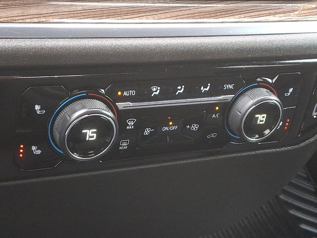used 2024 Chevrolet Silverado 1500 car, priced at $41,990