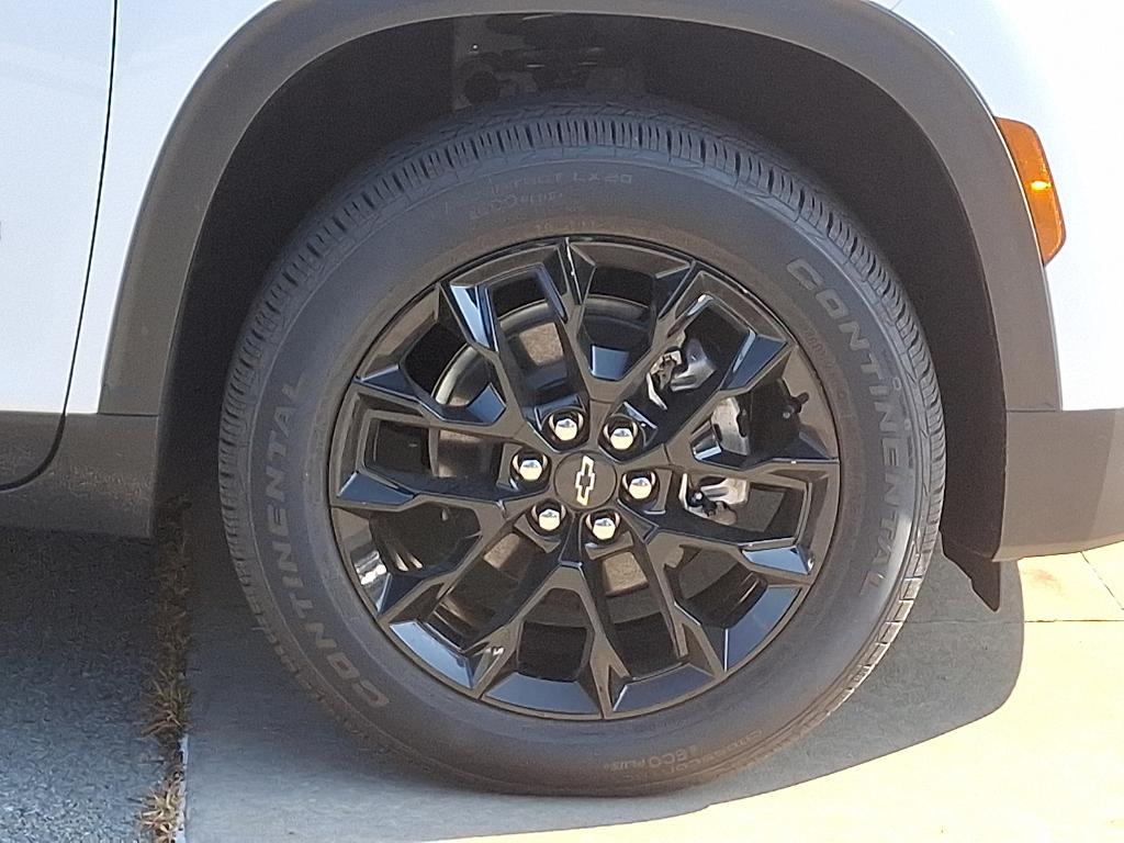 new 2025 Chevrolet Traverse car, priced at $46,980