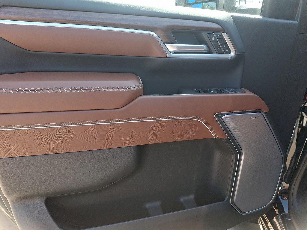 new 2025 GMC Sierra 2500 car, priced at $97,965