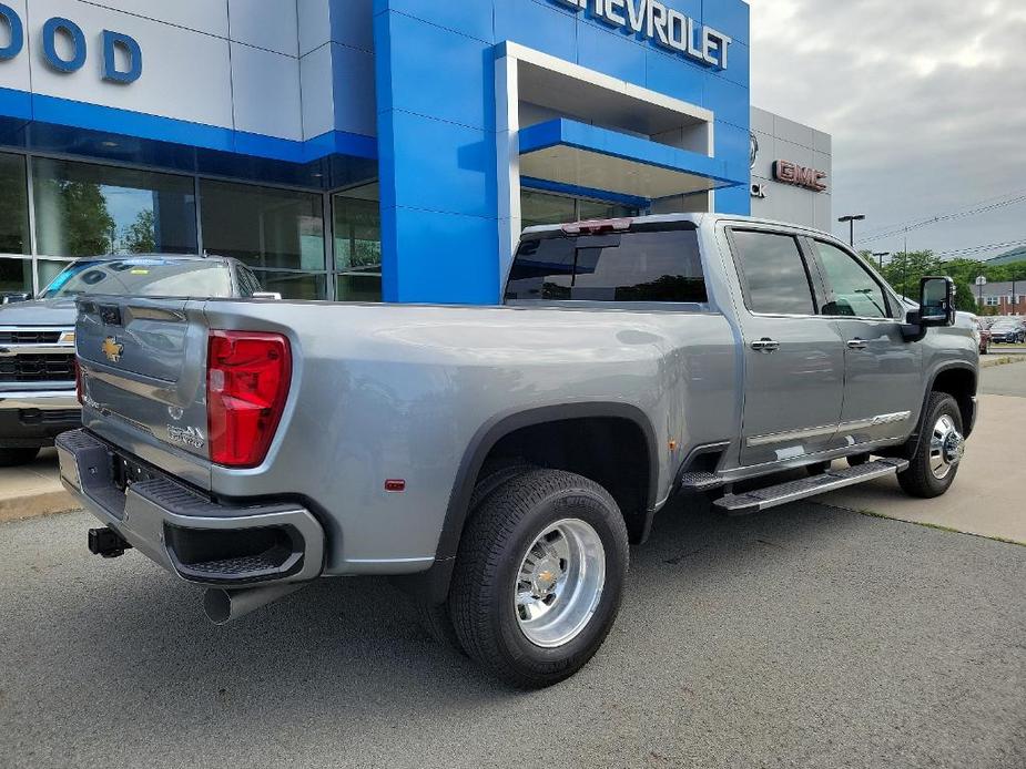 new 2024 Chevrolet Silverado 3500 car, priced at $90,540