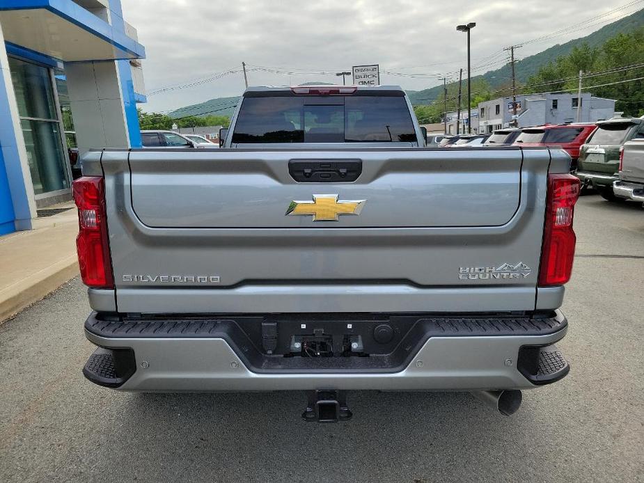 new 2024 Chevrolet Silverado 3500 car, priced at $90,540