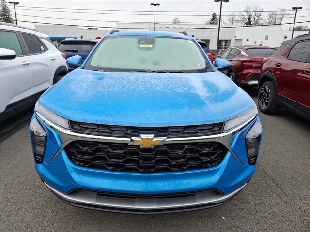 new 2025 Chevrolet Trax car, priced at $25,670