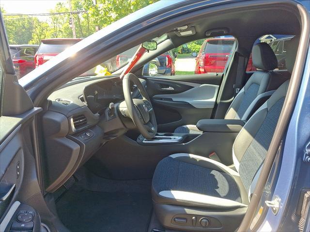new 2025 Buick Envista car, priced at $26,685