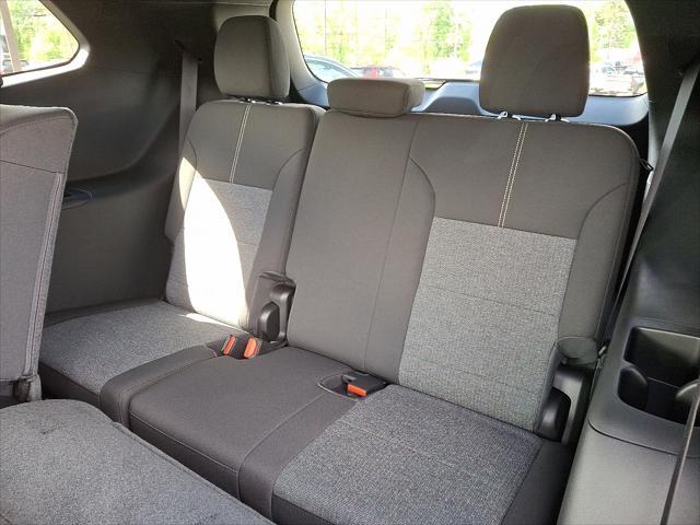 new 2025 GMC Acadia car, priced at $50,075