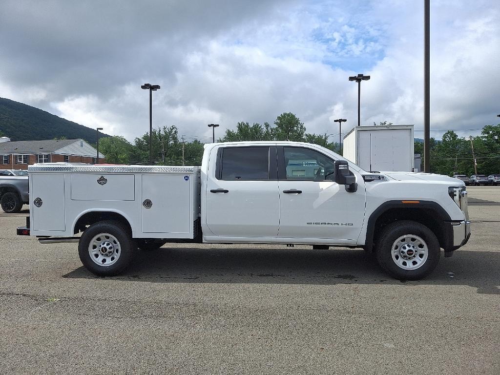 new 2025 GMC Sierra 3500 car, priced at $56,530