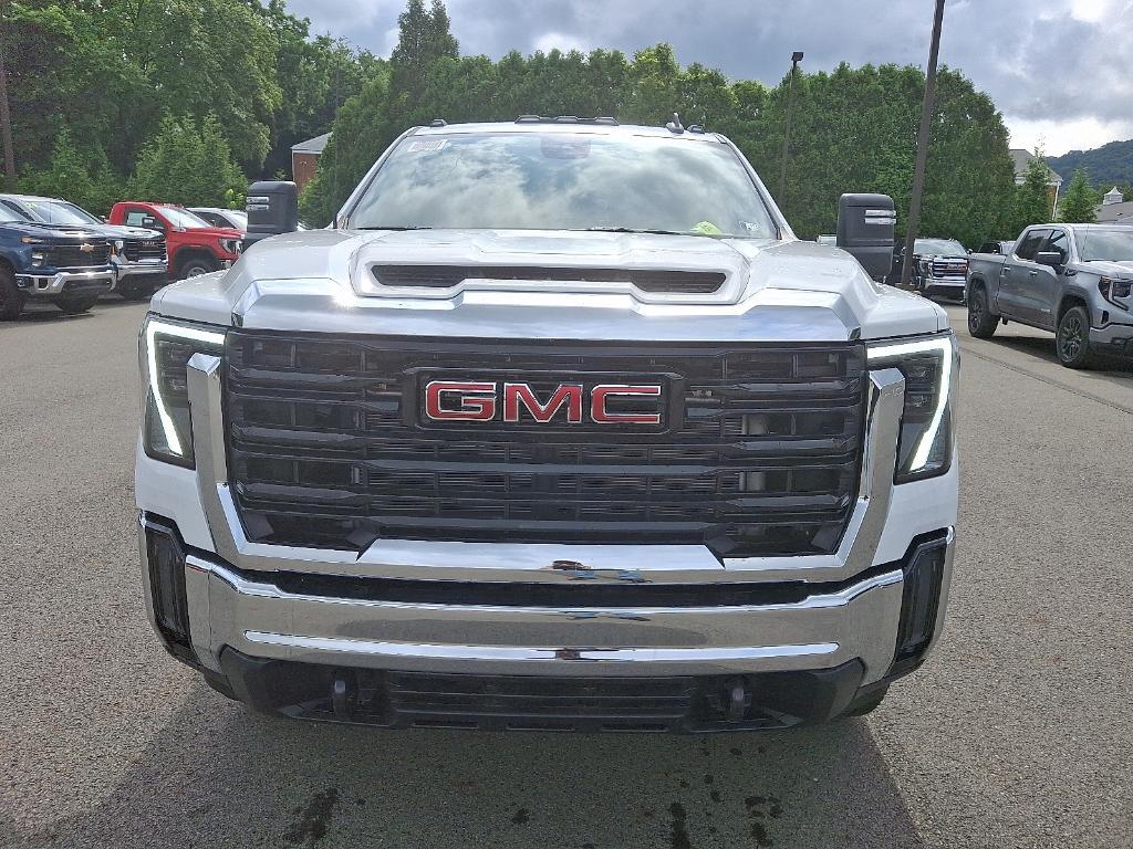 new 2025 GMC Sierra 3500 car, priced at $56,530