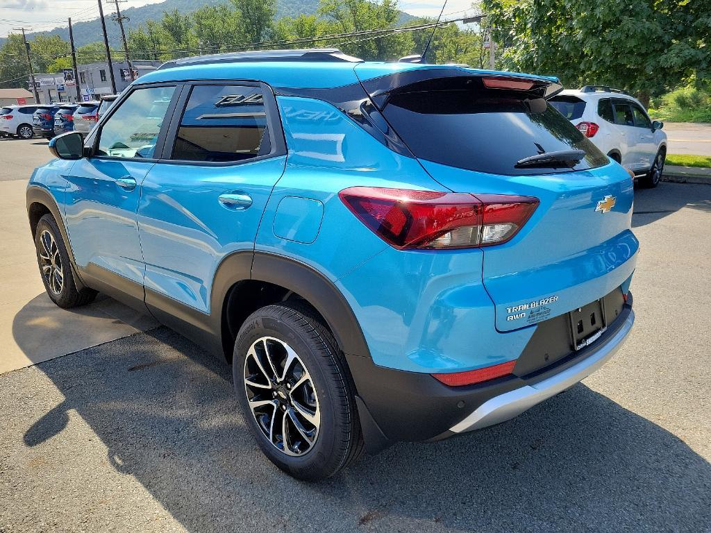 new 2025 Chevrolet TrailBlazer car, priced at $29,270