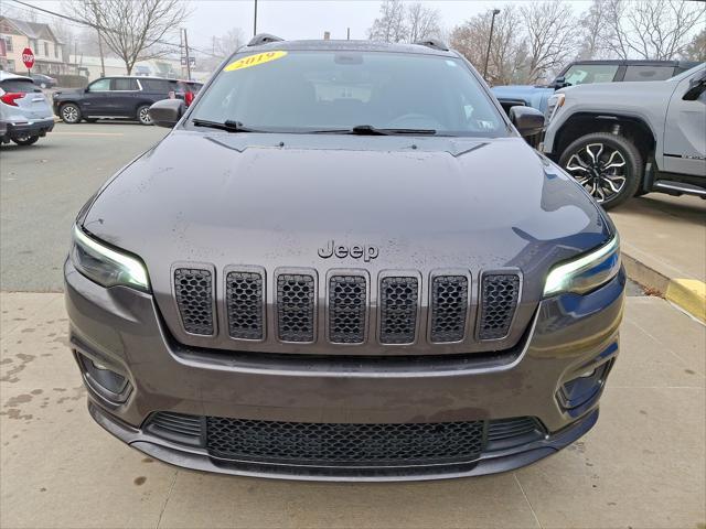 used 2019 Jeep Cherokee car, priced at $18,490