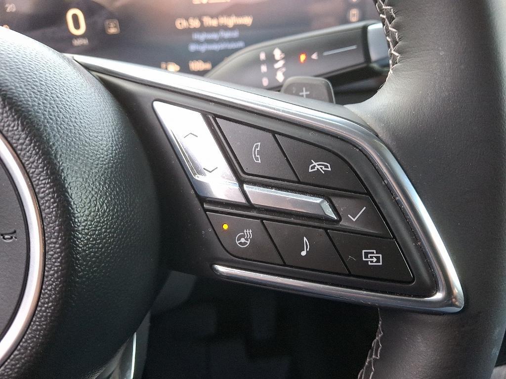 used 2025 Buick Envision car, priced at $39,740