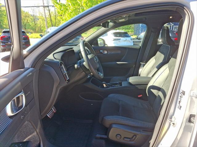 used 2022 Volvo XC40 car, priced at $35,990