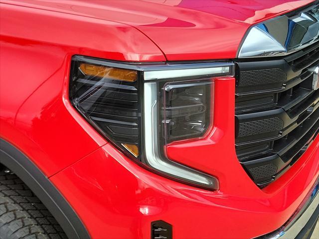 new 2025 GMC Sierra 1500 car, priced at $49,450