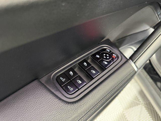 used 2019 Porsche Cayenne car, priced at $30,998