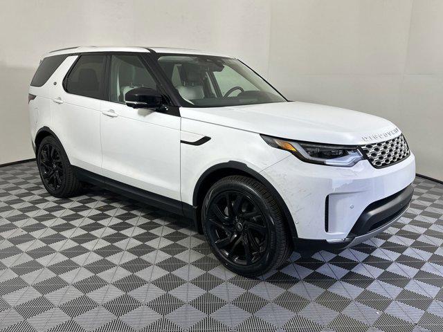 new 2025 Land Rover Discovery car, priced at $67,068