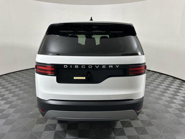 new 2025 Land Rover Discovery car, priced at $66,718