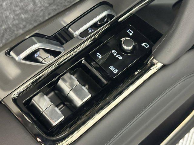 new 2025 Land Rover Range Rover Sport car, priced at $100,595