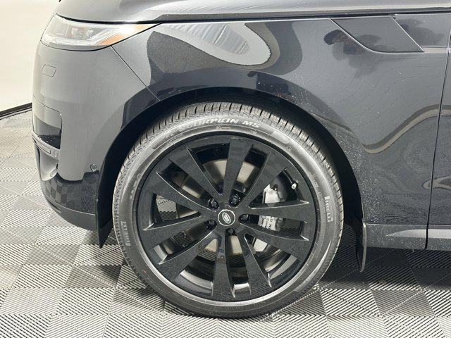 new 2025 Land Rover Range Rover Sport car, priced at $92,060