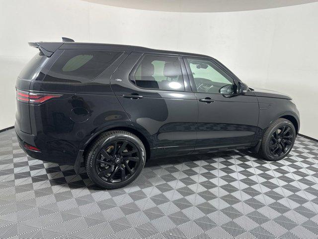 new 2025 Land Rover Discovery car, priced at $75,818