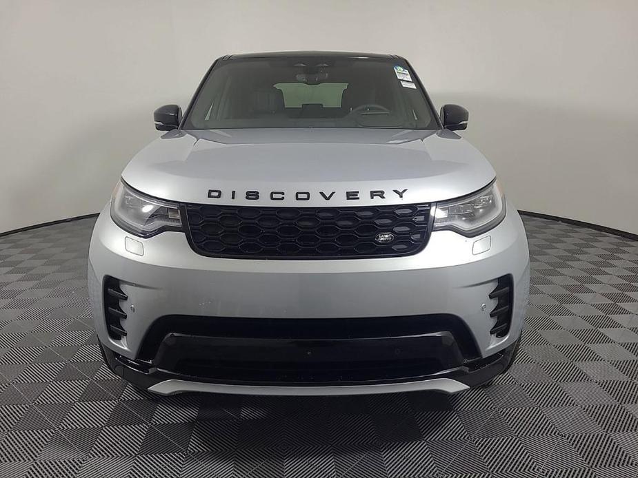 new 2024 Land Rover Discovery car, priced at $75,808