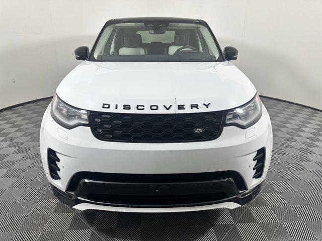 new 2025 Land Rover Discovery car, priced at $70,768