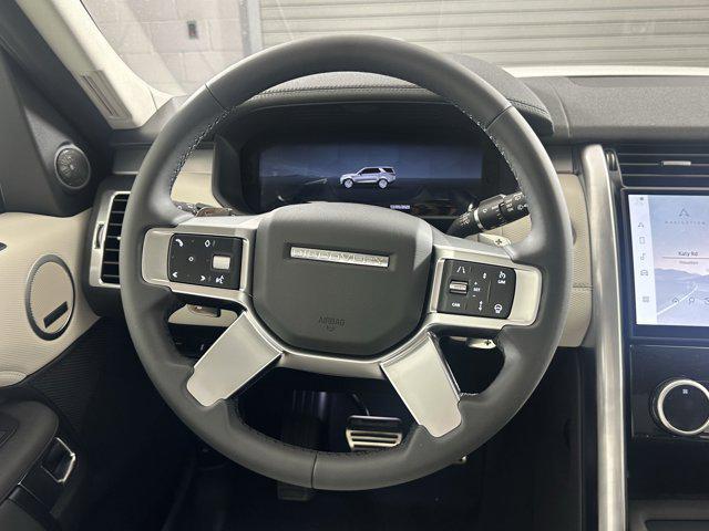 new 2025 Land Rover Discovery car, priced at $70,768