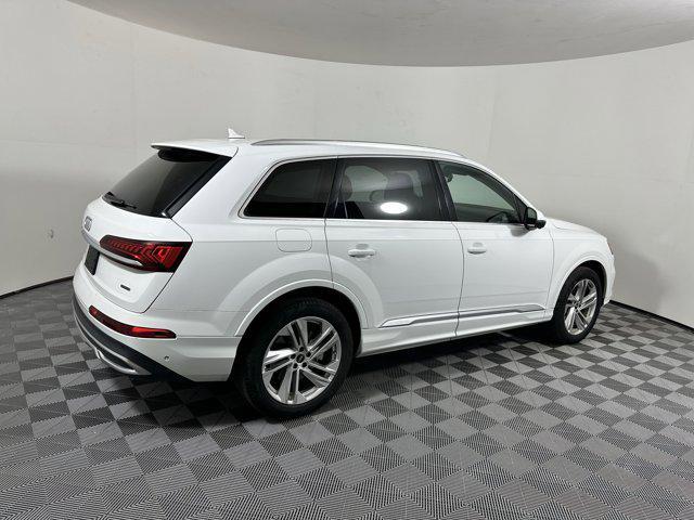 used 2023 Audi Q7 car, priced at $37,999
