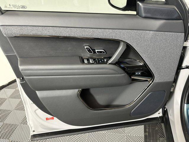 new 2025 Land Rover Range Rover Sport car, priced at $138,671