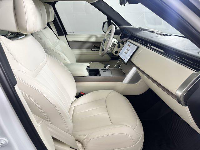 new 2025 Land Rover Range Rover car, priced at $181,070