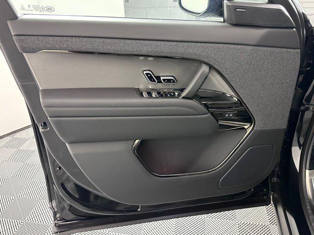 new 2025 Land Rover Range Rover Sport car, priced at $92,041