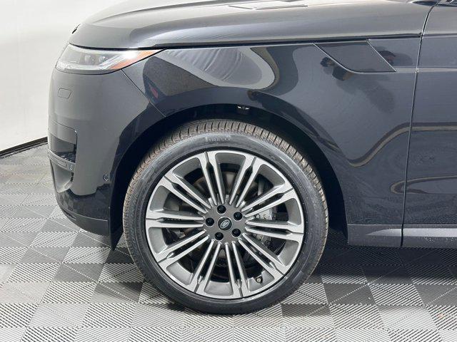 new 2025 Land Rover Range Rover Sport car, priced at $92,041