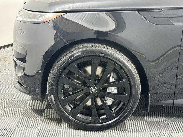 new 2025 Land Rover Range Rover Sport car, priced at $118,655