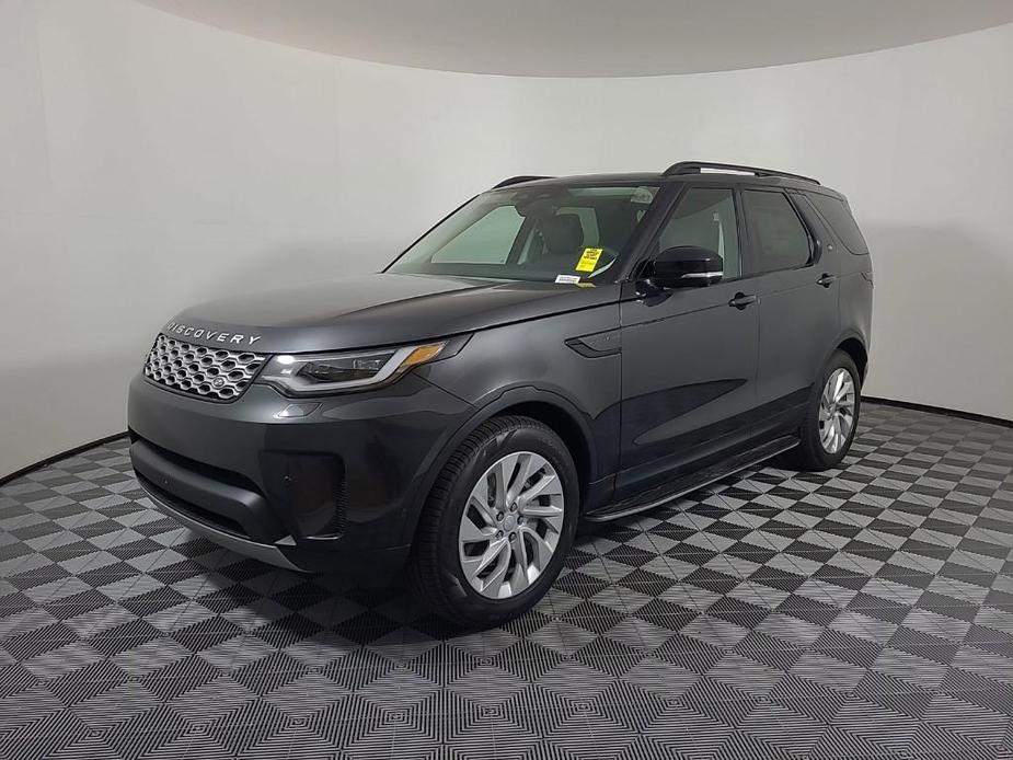 new 2024 Land Rover Discovery car, priced at $70,158