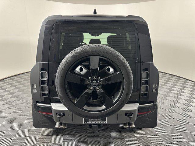 new 2024 Land Rover Defender car