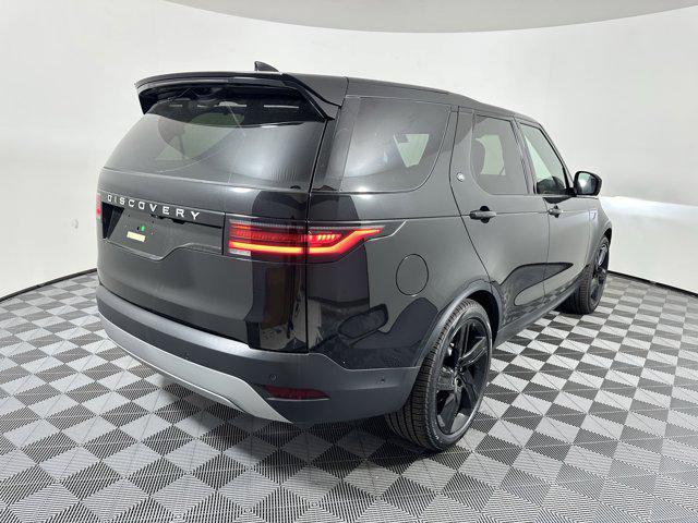 new 2025 Land Rover Discovery car, priced at $70,053