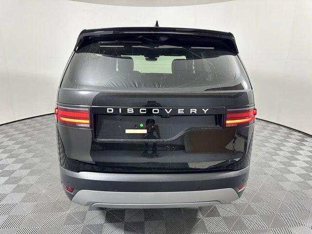 new 2025 Land Rover Discovery car, priced at $70,053