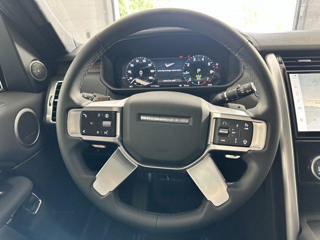 new 2025 Land Rover Discovery car, priced at $70,053