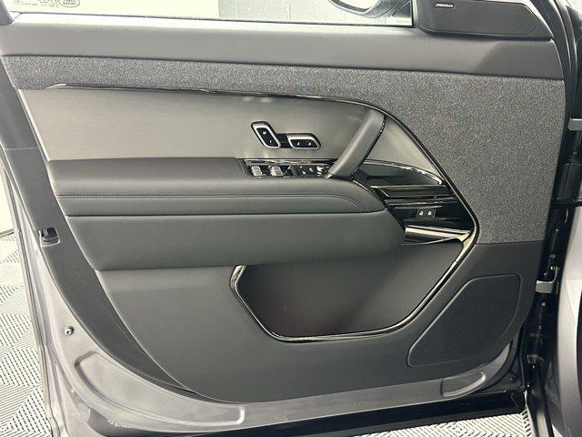 new 2025 Land Rover Range Rover Sport car, priced at $92,125