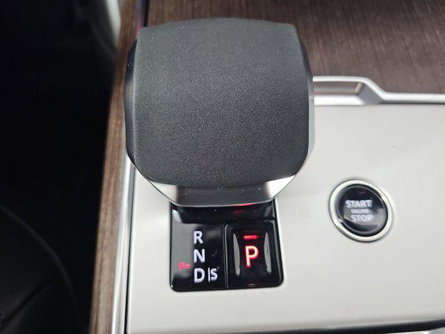 new 2025 Land Rover Range Rover car, priced at $123,575