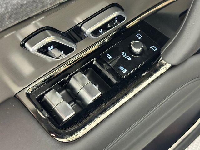 new 2025 Land Rover Range Rover Sport car, priced at $129,910