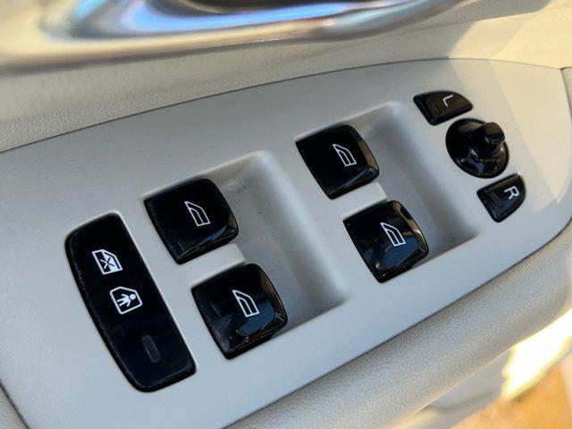 used 2021 Volvo XC90 car, priced at $31,999