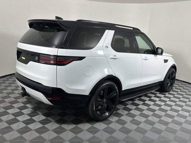 new 2025 Land Rover Discovery car, priced at $80,525