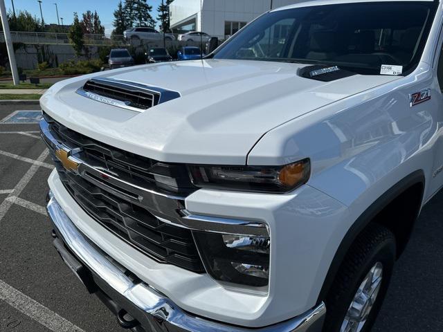 new 2024 Chevrolet Silverado 2500 car, priced at $74,995